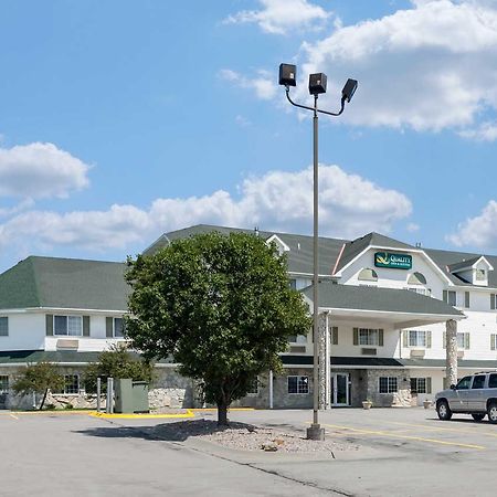 Quality Inn & Suites Arbor Exterior foto