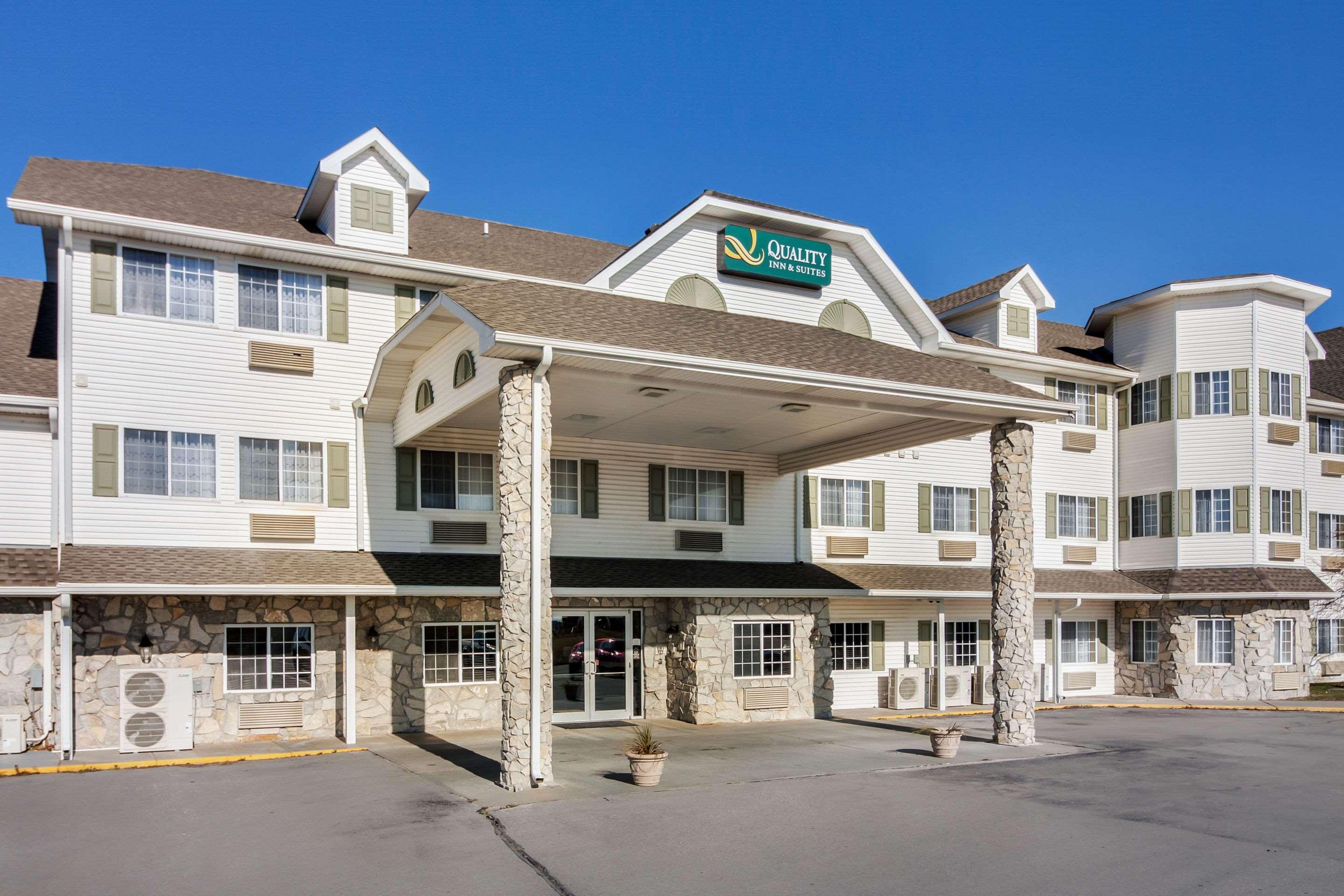 Quality Inn & Suites Arbor Exterior foto