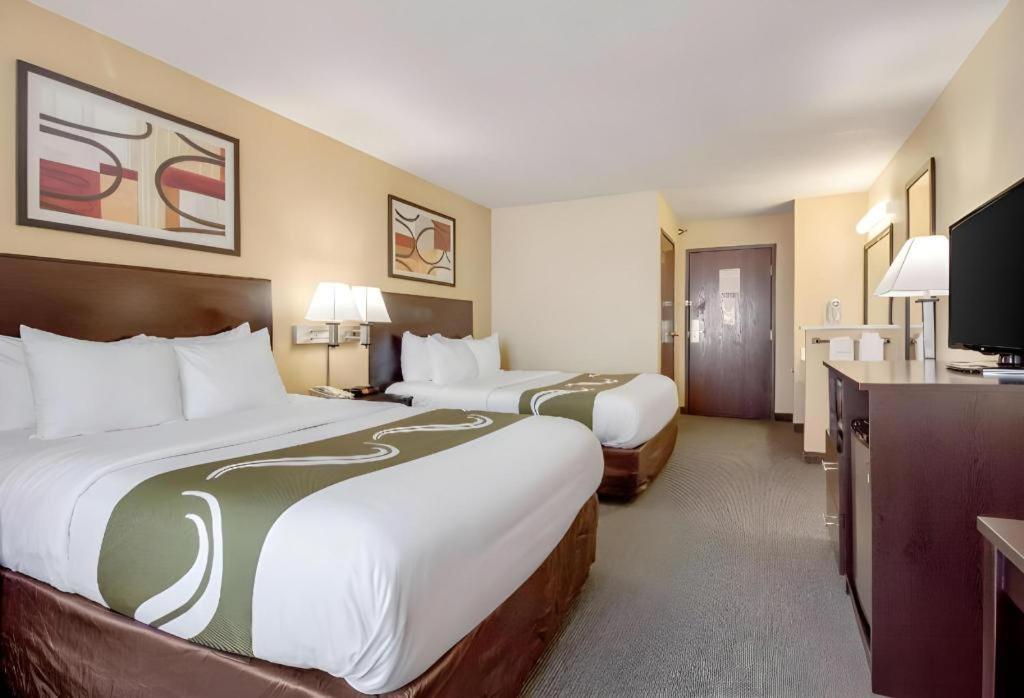 Quality Inn & Suites Arbor Exterior foto