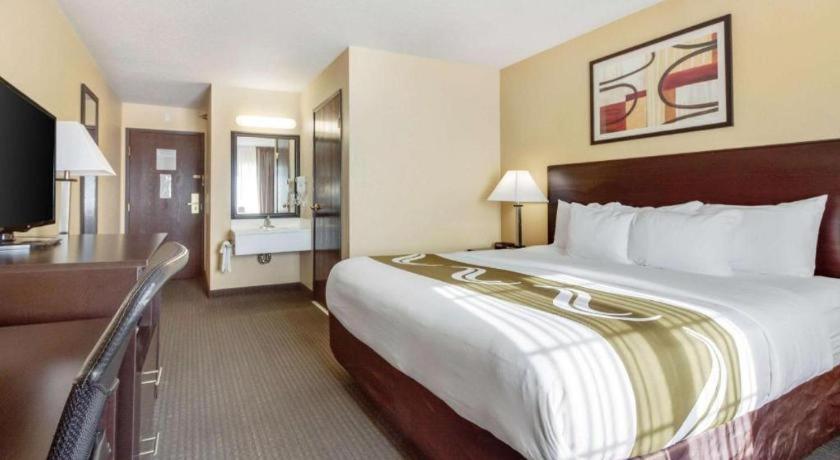 Quality Inn & Suites Arbor Exterior foto